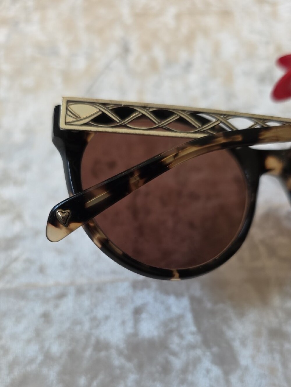 Brighton Sydney Tortoiseshell Sunglasses with Brown Lenses - Picture 10 of 13